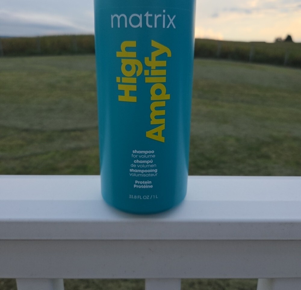 Brand New Matrix High Amplify Volumizing Shampoo 33.8 Oz - Picture 2 of 2
